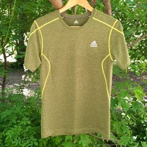 Adidas tech fit clima lite Green /yellow Tee
